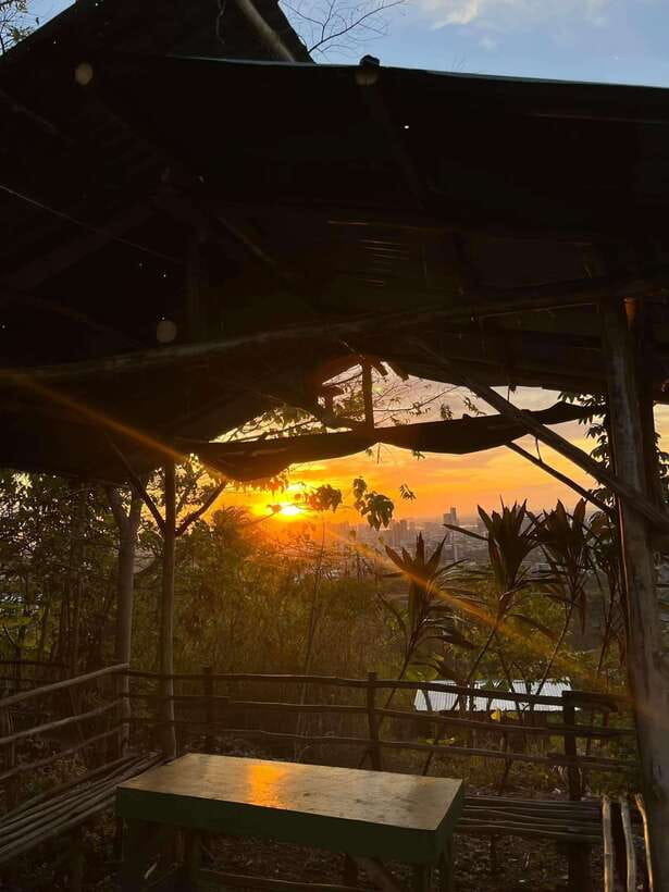 Trekking to see the beautiful view of Cebu City - Choosing between sunrise and sunset