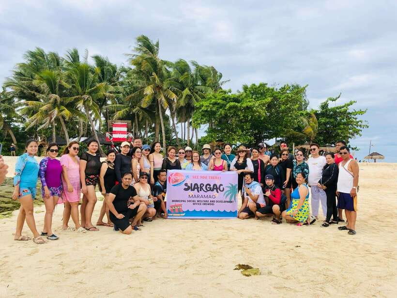 Tri island tour: Naked Island, Daku Island and Guyman Island - Naked Island and the appeal of doing less