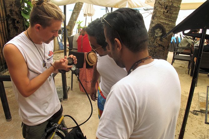 WaterColors - Discover Scuba Diving in Boracay - Your first underwater lesson at White Beach